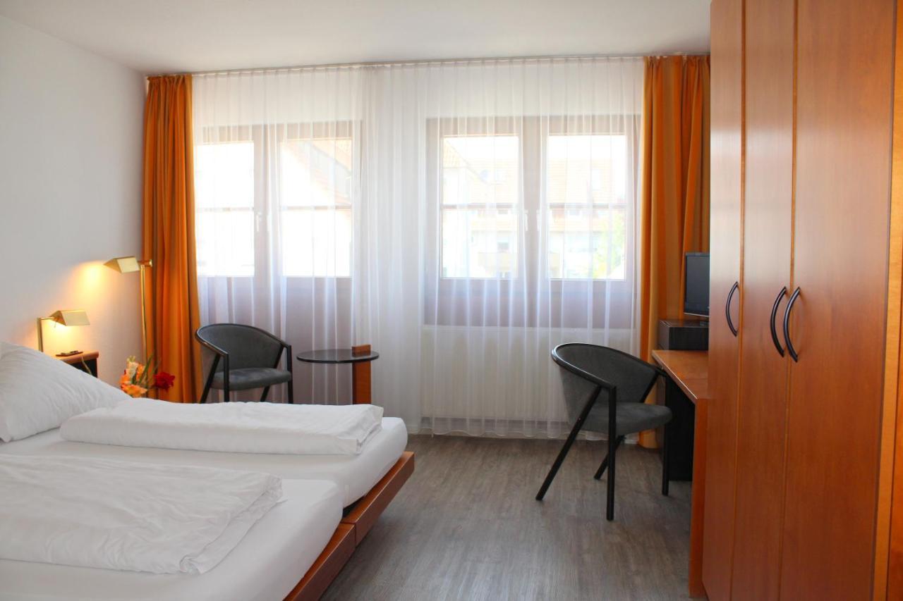Hotel Lamm Nufringen Eksteriør bilde