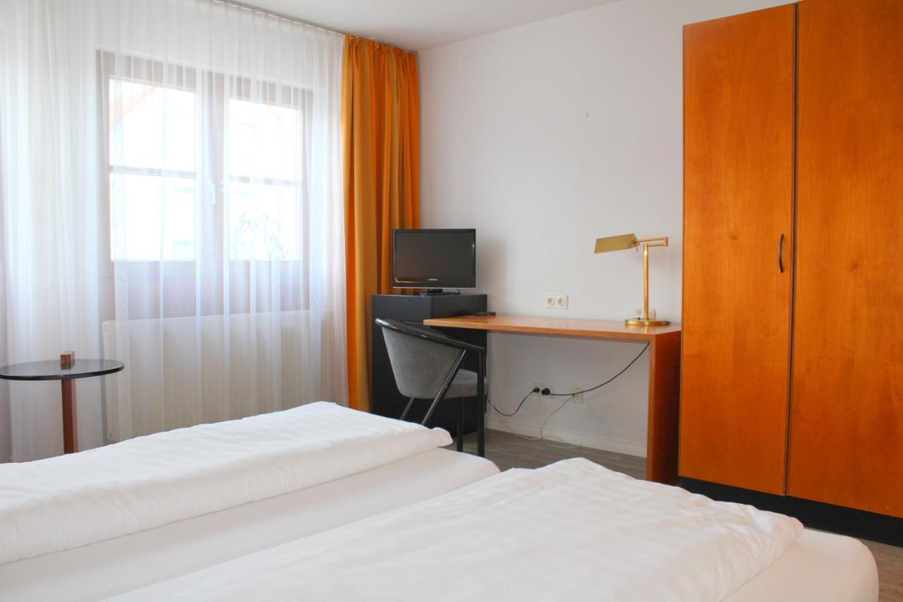 Hotel Lamm Nufringen Eksteriør bilde